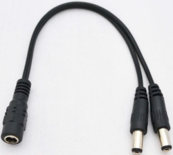 Napájecí kabel 1 na 2 s konektory 5.5x2.1mm